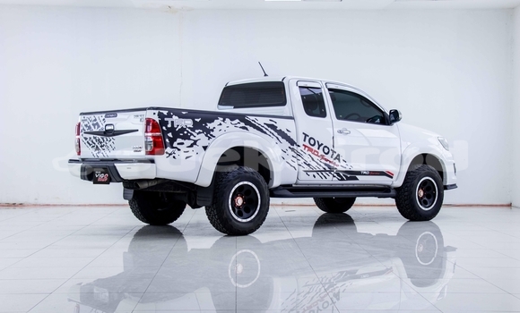 ซื้อ รถมือสอง Toyota Vigo ขาว รถยนต์ ใน %{เมือง} ใน กรุงเทพมหานคร ซื้อ รถมือสอง Toyota Vigo ขาว รถยนต์ ใน %{เมือง} ใน กรุงเทพมหานคร