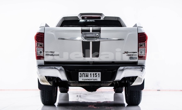 ซื้อ รถมือสอง Isuzu D–MAX ขาว รถยนต์ ใน %{เมือง} ใน กรุงเทพมหานคร ซื้อ รถมือสอง Isuzu D–MAX ขาว รถยนต์ ใน %{เมือง} ใน กรุงเทพมหานคร