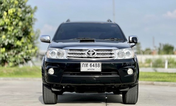 Buy Used Toyota Fortuner Black Car in Bangkok in Bangkok Buy Used Toyota Fortuner Black Car in Bangkok in Bangkok