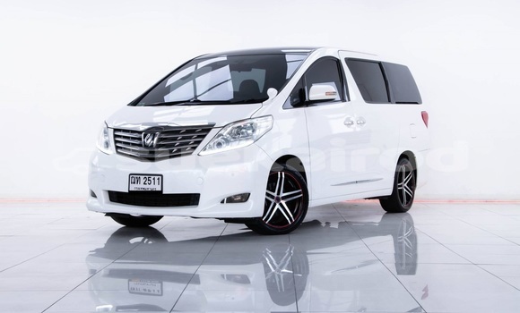 ซื้อ รถมือสอง Toyota Alphard ขาว รถยนต์ ใน %{เมือง} ใน กรุงเทพมหานคร