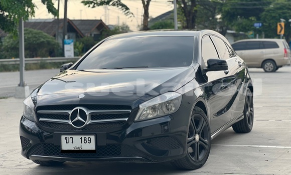 ซื้อ รถมือสอง Mercedes-Benz A-klasse สีดำ รถยนต์ ใน %{เมือง} ใน กรุงเทพมหานคร