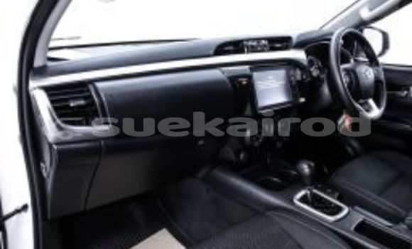 Buy Used Toyota Hiluxe Revo White Car in Bangkok in Bangkok Buy Used Toyota Hiluxe Revo White Car in Bangkok in Bangkok