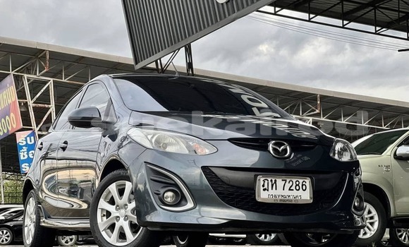 ซื้อ รถมือสอง Mazda 2 อื่น ๆ รถยนต์ ใน %{เมือง} ใน กรุงเทพมหานคร