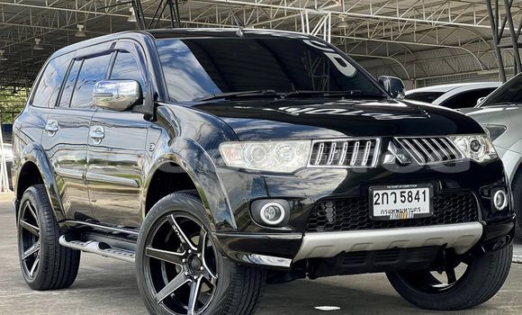 Buy Used Mitsubishi Pajero Black Car in Bangkok in Bangkok Buy Used Mitsubishi Pajero Black Car in Bangkok in Bangkok