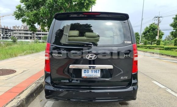 ซื้อ รถมือสอง Hyundai H1 สีดำ รถยนต์ ใน %{เมือง} ใน กรุงเทพมหานคร ซื้อ รถมือสอง Hyundai H1 สีดำ รถยนต์ ใน %{เมือง} ใน กรุงเทพมหานคร