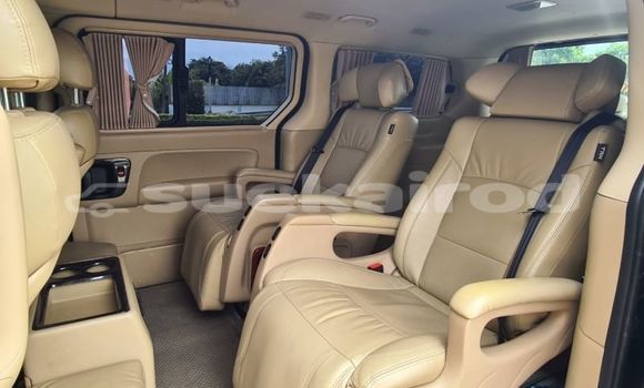 ซื้อ รถมือสอง Hyundai H1 สีดำ รถยนต์ ใน %{เมือง} ใน กรุงเทพมหานคร ซื้อ รถมือสอง Hyundai H1 สีดำ รถยนต์ ใน %{เมือง} ใน กรุงเทพมหานคร