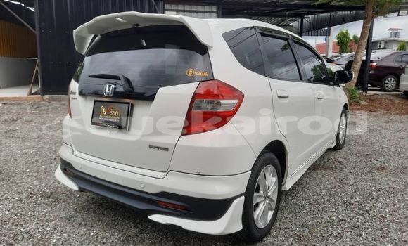 ซื้อ รถมือสอง Honda Jazz ขาว รถยนต์ ใน %{เมือง} ใน กรุงเทพมหานคร ซื้อ รถมือสอง Honda Jazz ขาว รถยนต์ ใน %{เมือง} ใน กรุงเทพมหานคร