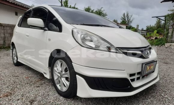 ซื้อ รถมือสอง Honda Jazz ขาว รถยนต์ ใน %{เมือง} ใน กรุงเทพมหานคร ซื้อ รถมือสอง Honda Jazz ขาว รถยนต์ ใน %{เมือง} ใน กรุงเทพมหานคร