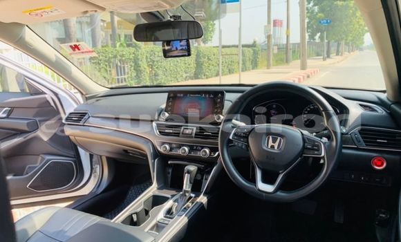 ซื้อ รถมือสอง Honda Accord ขาว รถยนต์ ใน %{เมือง} ใน กรุงเทพมหานคร ซื้อ รถมือสอง Honda Accord ขาว รถยนต์ ใน %{เมือง} ใน กรุงเทพมหานคร