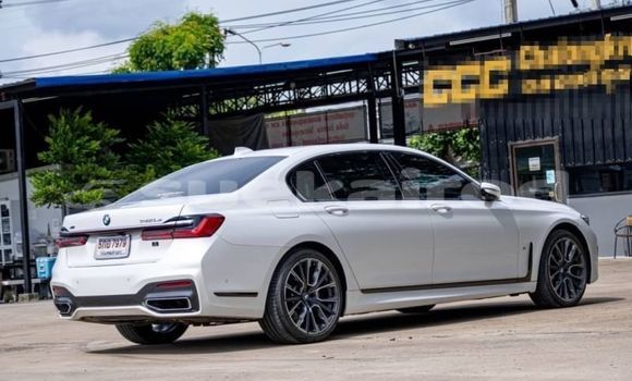 Buy Used BMW 7-Series White Car in Bangkok in Bangkok Buy Used BMW 7-Series White Car in Bangkok in Bangkok