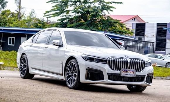 Buy Used BMW 7-Series White Car in Bangkok in Bangkok Buy Used BMW 7-Series White Car in Bangkok in Bangkok