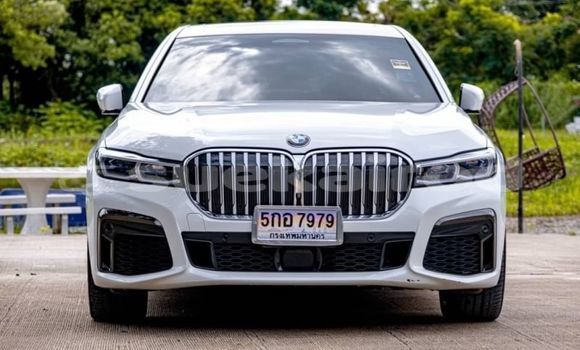 Buy Used BMW 7-Series White Car in Bangkok in Bangkok Buy Used BMW 7-Series White Car in Bangkok in Bangkok