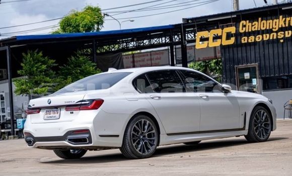 Buy Used BMW 7-Series White Car in Bangkok in Bangkok Buy Used BMW 7-Series White Car in Bangkok in Bangkok