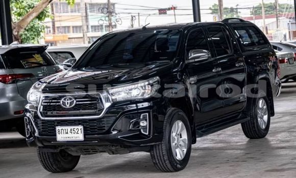 ซื้อ รถมือสอง Toyota Hiluxe Revo สีดำ รถยนต์ ใน %{เมือง} ใน กรุงเทพมหานคร