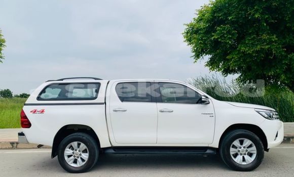 ซื้อ รถมือสอง Toyota Hiluxe Revo ขาว รถยนต์ ใน %{เมือง} ใน กรุงเทพมหานคร ซื้อ รถมือสอง Toyota Hiluxe Revo ขาว รถยนต์ ใน %{เมือง} ใน กรุงเทพมหานคร