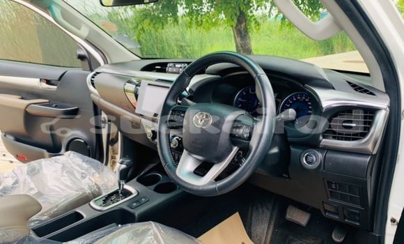 ซื้อ รถมือสอง Toyota Hiluxe Revo ขาว รถยนต์ ใน %{เมือง} ใน กรุงเทพมหานคร ซื้อ รถมือสอง Toyota Hiluxe Revo ขาว รถยนต์ ใน %{เมือง} ใน กรุงเทพมหานคร