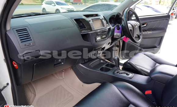 ซื้อ รถมือสอง Toyota Fortuner ขาว รถยนต์ ใน %{เมือง} ใน กรุงเทพมหานคร ซื้อ รถมือสอง Toyota Fortuner ขาว รถยนต์ ใน %{เมือง} ใน กรุงเทพมหานคร