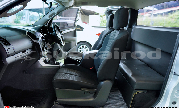 ซื้อ รถมือสอง Isuzu D-Max เงิน รถยนต์ ใน %{เมือง} ใน กรุงเทพมหานคร ซื้อ รถมือสอง Isuzu D-Max เงิน รถยนต์ ใน %{เมือง} ใน กรุงเทพมหานคร