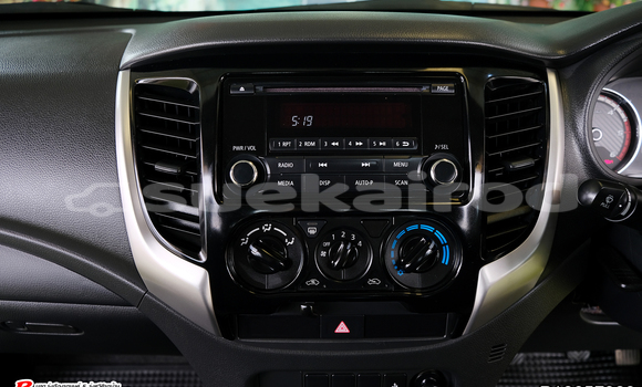 Buy Used Ford Ranger White Car in Bangkok in Bangkok Buy Used Ford Ranger White Car in Bangkok in Bangkok