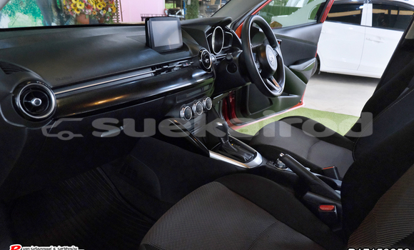 ซื้อ รถมือสอง Mazda 2 สีแดง รถยนต์ ใน %{เมือง} ใน กรุงเทพมหานคร ซื้อ รถมือสอง Mazda 2 สีแดง รถยนต์ ใน %{เมือง} ใน กรุงเทพมหานคร