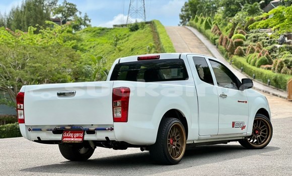 ซื้อ รถมือสอง Isuzu D–MAX ขาว รถยนต์ ใน %{เมือง} ใน กรุงเทพมหานคร ซื้อ รถมือสอง Isuzu D–MAX ขาว รถยนต์ ใน %{เมือง} ใน กรุงเทพมหานคร