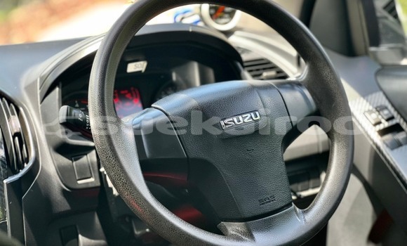 ซื้อ รถมือสอง Isuzu D–MAX ขาว รถยนต์ ใน %{เมือง} ใน กรุงเทพมหานคร ซื้อ รถมือสอง Isuzu D–MAX ขาว รถยนต์ ใน %{เมือง} ใน กรุงเทพมหานคร
