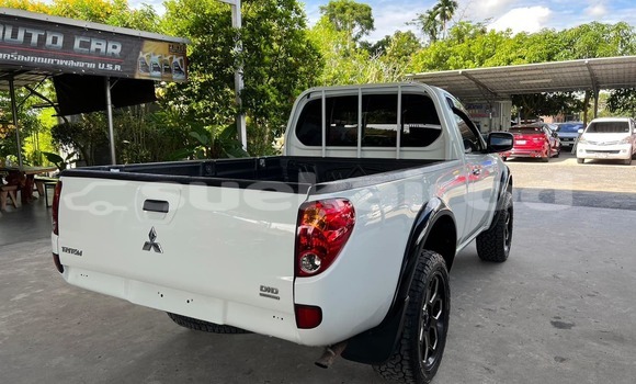 ซื้อ รถมือสอง Mitsubishi Triton ขาว รถยนต์ ใน %{เมือง} ใน สงขลา ซื้อ รถมือสอง Mitsubishi Triton ขาว รถยนต์ ใน %{เมือง} ใน สงขลา
