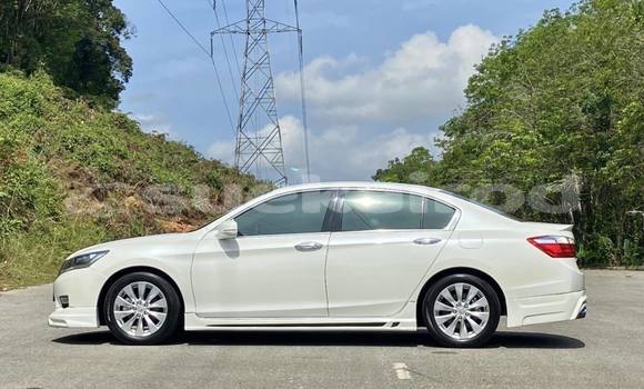ซื้อ รถมือสอง Honda Accord ขาว รถยนต์ ใน %{เมือง} ใน กรุงเทพมหานคร ซื้อ รถมือสอง Honda Accord ขาว รถยนต์ ใน %{เมือง} ใน กรุงเทพมหานคร