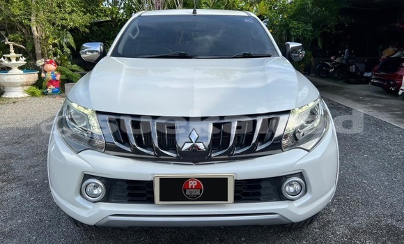 Buy Used Mitsubishi Triton White Car in Songkhla in Songkhla Buy Used Mitsubishi Triton White Car in Songkhla in Songkhla