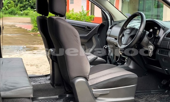 ซื้อ รถมือสอง Isuzu D-Max ขาว รถยนต์ ใน %{เมือง} ใน กรุงเทพมหานคร ซื้อ รถมือสอง Isuzu D-Max ขาว รถยนต์ ใน %{เมือง} ใน กรุงเทพมหานคร