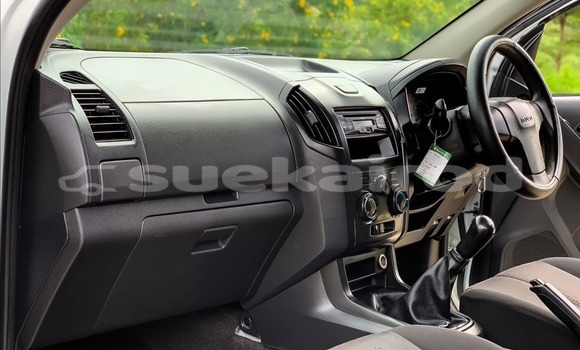 ซื้อ รถมือสอง Isuzu D-Max ขาว รถยนต์ ใน %{เมือง} ใน กรุงเทพมหานคร ซื้อ รถมือสอง Isuzu D-Max ขาว รถยนต์ ใน %{เมือง} ใน กรุงเทพมหานคร