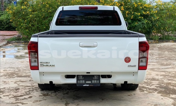 ซื้อ รถมือสอง Isuzu D-Max ขาว รถยนต์ ใน %{เมือง} ใน กรุงเทพมหานคร ซื้อ รถมือสอง Isuzu D-Max ขาว รถยนต์ ใน %{เมือง} ใน กรุงเทพมหานคร