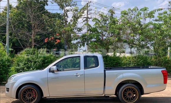 Buy Used Isuzu D-Max Other Car in Bangkok in Bangkok Buy Used Isuzu D-Max Other Car in Bangkok in Bangkok