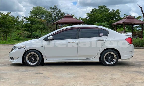 ซื้อ รถมือสอง Honda City ขาว รถยนต์ ใน %{เมือง} ใน กรุงเทพมหานคร ซื้อ รถมือสอง Honda City ขาว รถยนต์ ใน %{เมือง} ใน กรุงเทพมหานคร