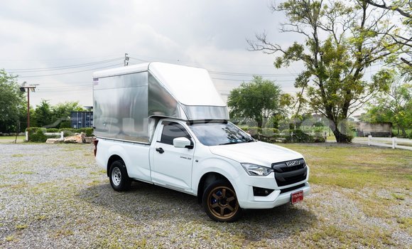 ซื้อ รถมือสอง Isuzu D-Max ขาว รถยนต์ ใน %{เมือง} ใน กรุงเทพมหานคร