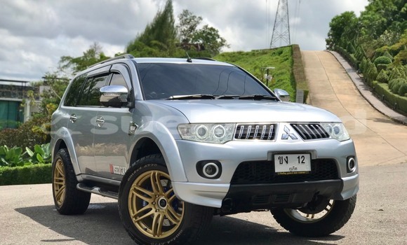 Buy Used Mitsubishi Pajero Sport Silver Car in Bangkok in Bangkok