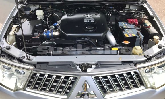 ซื้อ รถมือสอง Mitsubishi Pajero Sport เงิน รถยนต์ ใน %{เมือง} ใน กรุงเทพมหานคร ซื้อ รถมือสอง Mitsubishi Pajero Sport เงิน รถยนต์ ใน %{เมือง} ใน กรุงเทพมหานคร