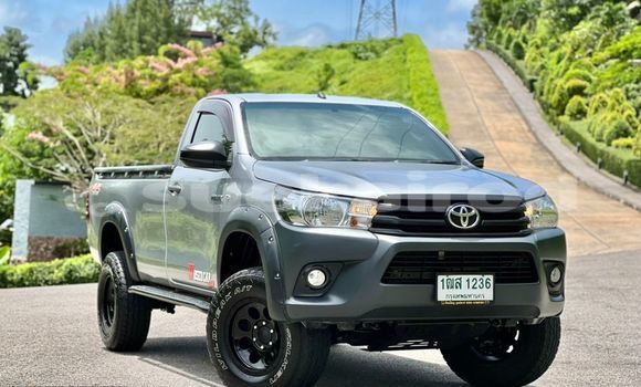 Buy Used Toyota Hiluxe VIGO Silver Car in Bangkok in Bangkok