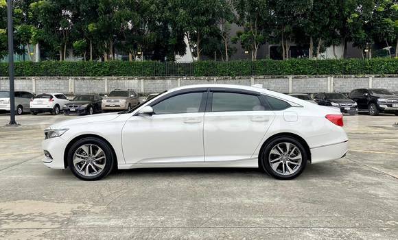 Buy Used Honda Accord White Car in Bangkok in Bangkok Buy Used Honda Accord White Car in Bangkok in Bangkok
