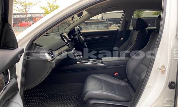 Buy Used Honda Accord White Car in Bangkok in Bangkok Buy Used Honda Accord White Car in Bangkok in Bangkok