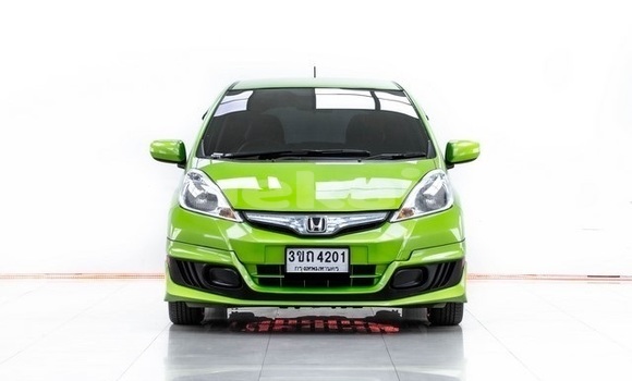 ซื้อ รถมือสอง Honda Jazz เขียว รถยนต์ ใน %{เมือง} ใน กรุงเทพมหานคร ซื้อ รถมือสอง Honda Jazz เขียว รถยนต์ ใน %{เมือง} ใน กรุงเทพมหานคร