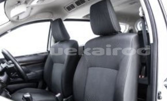 Buy Used Suzuki Ertiga White Car in Bangkok in Bangkok Buy Used Suzuki Ertiga White Car in Bangkok in Bangkok