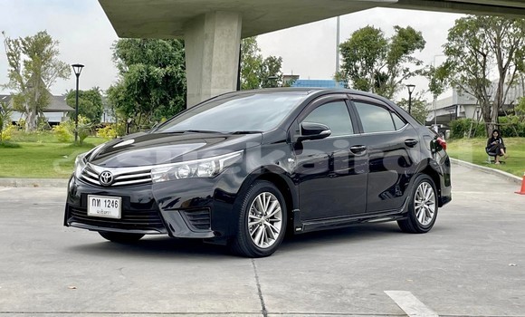 ซื้อ รถมือสอง Toyota Altis สีดำ รถยนต์ ใน %{เมือง} ใน กรุงเทพมหานคร