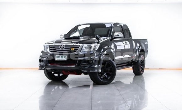 Buy Used Toyota Hiluxe VIGO Black Car in Bangkok in Bangkok