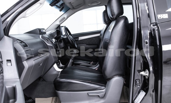 ซื้อ รถมือสอง Chevrolet Corolado สีดำ รถยนต์ ใน %{เมือง} ใน กรุงเทพมหานคร ซื้อ รถมือสอง Chevrolet Corolado สีดำ รถยนต์ ใน %{เมือง} ใน กรุงเทพมหานคร