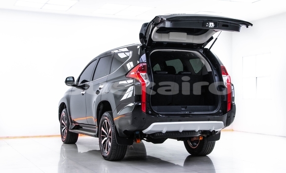 ซื้อ รถมือสอง Mitsubishi Pajero Sport สีดำ รถยนต์ ใน %{เมือง} ใน กรุงเทพมหานคร ซื้อ รถมือสอง Mitsubishi Pajero Sport สีดำ รถยนต์ ใน %{เมือง} ใน กรุงเทพมหานคร