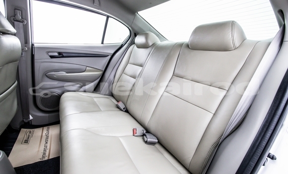 ซื้อ รถมือสอง Honda City อื่น ๆ รถยนต์ ใน %{เมือง} ใน กรุงเทพมหานคร ซื้อ รถมือสอง Honda City อื่น ๆ รถยนต์ ใน %{เมือง} ใน กรุงเทพมหานคร