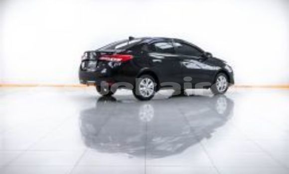 ซื้อ รถมือสอง Toyota Yaris Ativ สีดำ รถยนต์ ใน %{เมือง} ใน กรุงเทพมหานคร ซื้อ รถมือสอง Toyota Yaris Ativ สีดำ รถยนต์ ใน %{เมือง} ใน กรุงเทพมหานคร