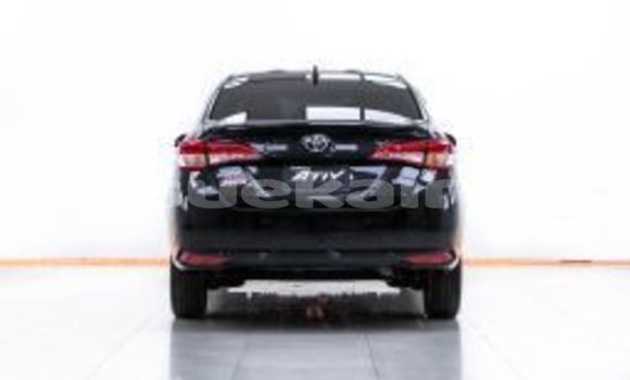 ซื้อ รถมือสอง Toyota Yaris Ativ สีดำ รถยนต์ ใน %{เมือง} ใน กรุงเทพมหานคร ซื้อ รถมือสอง Toyota Yaris Ativ สีดำ รถยนต์ ใน %{เมือง} ใน กรุงเทพมหานคร