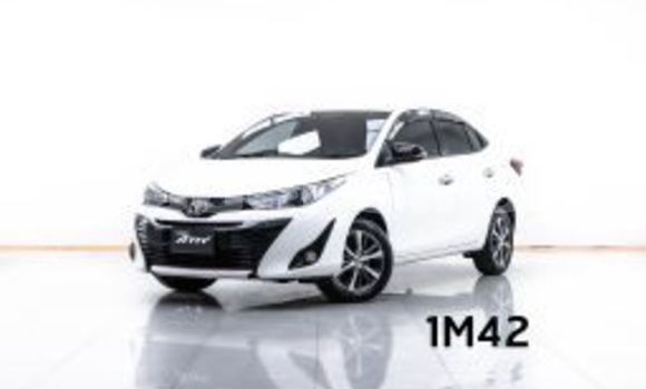 Buy Used Toyota Yaris Ativ White Car in Bangkok in Bangkok Buy Used Toyota Yaris Ativ White Car in Bangkok in Bangkok
